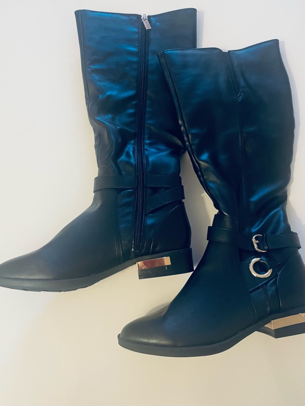 Women's Black Mid-Calf Heeled Boots with Buckle Detail